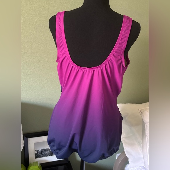 NWOT Lands End Swimsuit Sz 18 Ombre Purple Pink one piece flattering v-neck New - Picture 14 of 16